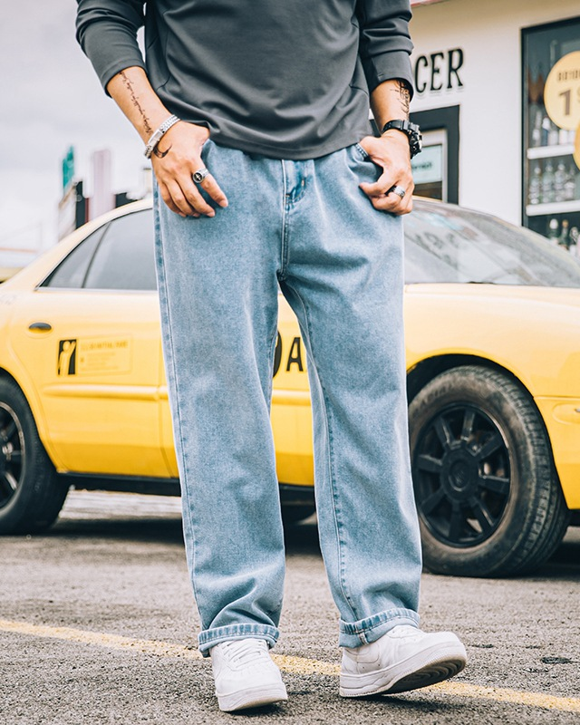 Plus size stretch denim jeans for men fits up to 331 lbs
Straight-leg washed jeans for big and tall men
Gray and blue elastic waistband denim pants for plus size